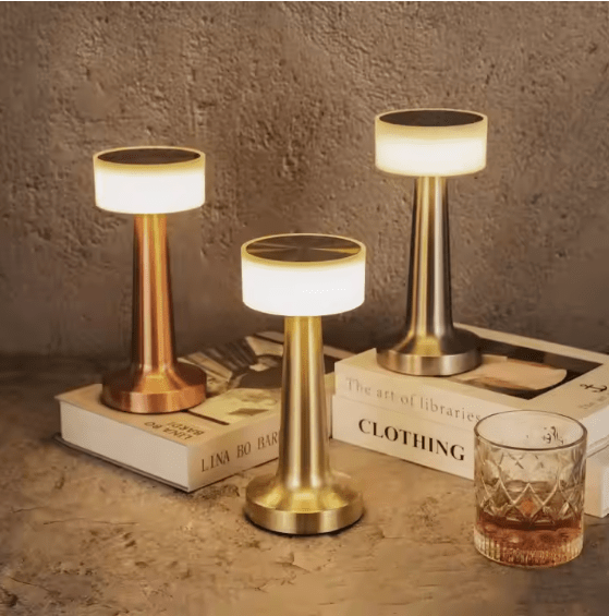 Minimal LED Desk Lamp | مصباح مكتبي LED عصري